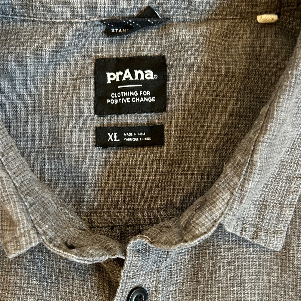 Prana Men's Gray Short Sleeve Button-Down Shirt